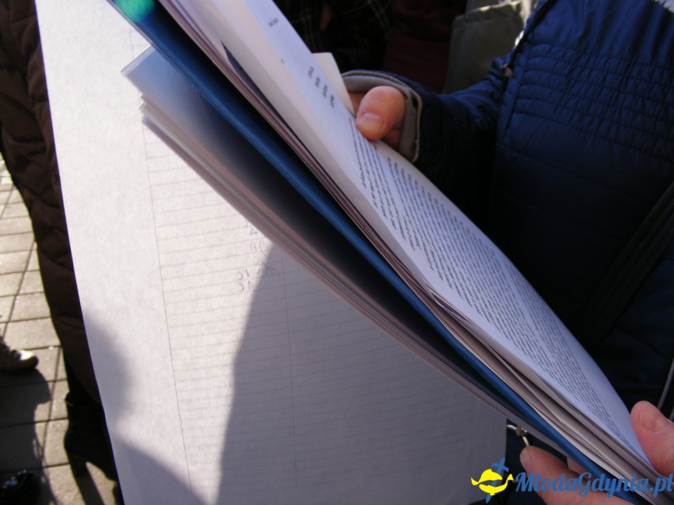 Protest rodziców SP 51 przed UM 18.12.2019