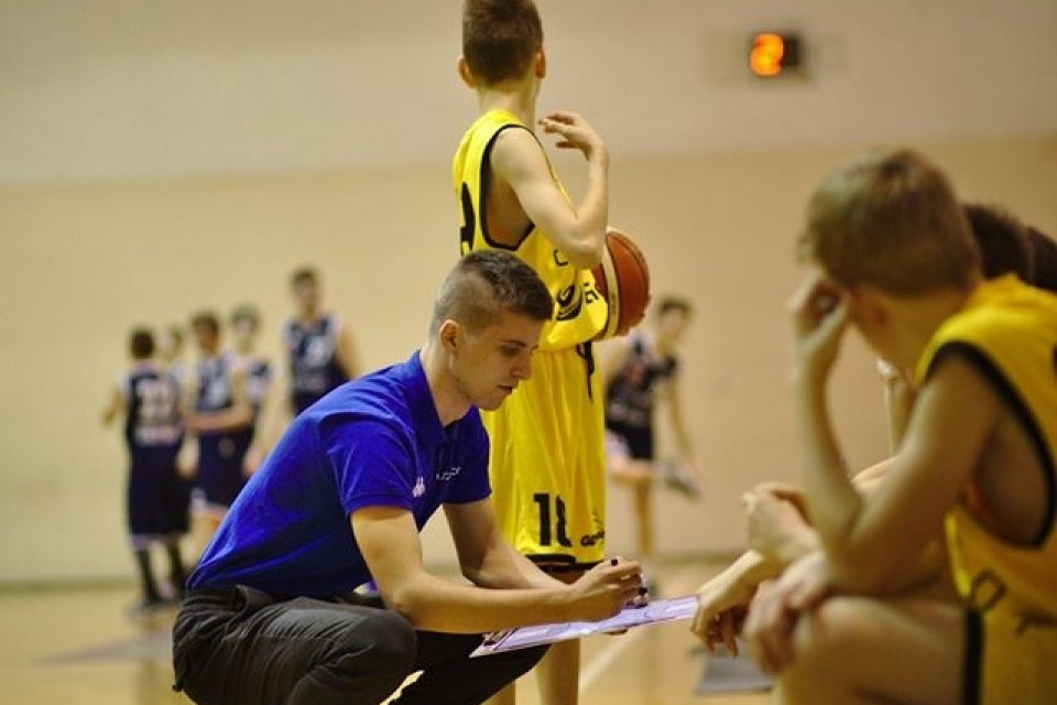 GAK II uległ GAK I 45:108