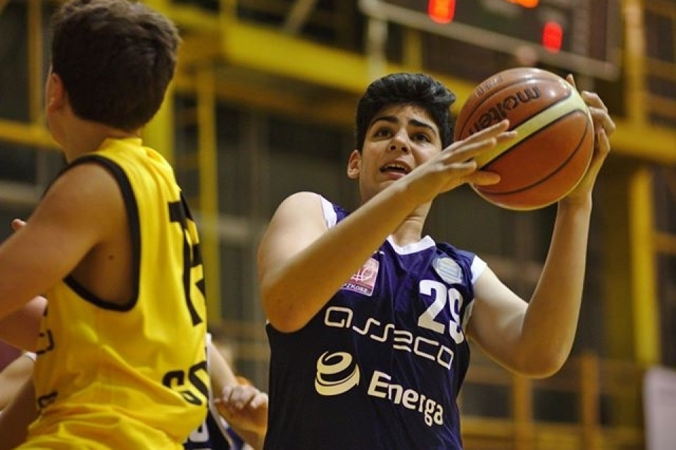 GAK II uległ GAK I 45:108