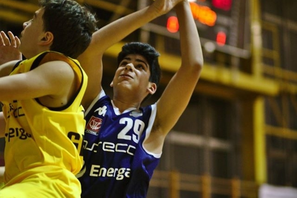 GAK II uległ GAK I 45:108