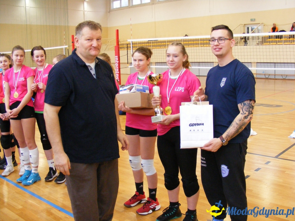 Ogólnopolskie Mistrzostwa Gdyni w Piłce Siatkowej Młodziczek 29.12.2019