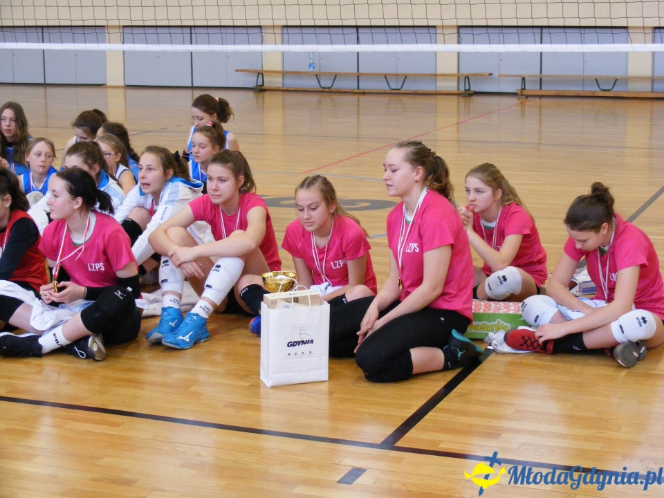 Ogólnopolskie Mistrzostwa Gdyni w Piłce Siatkowej Młodziczek 29.12.2019