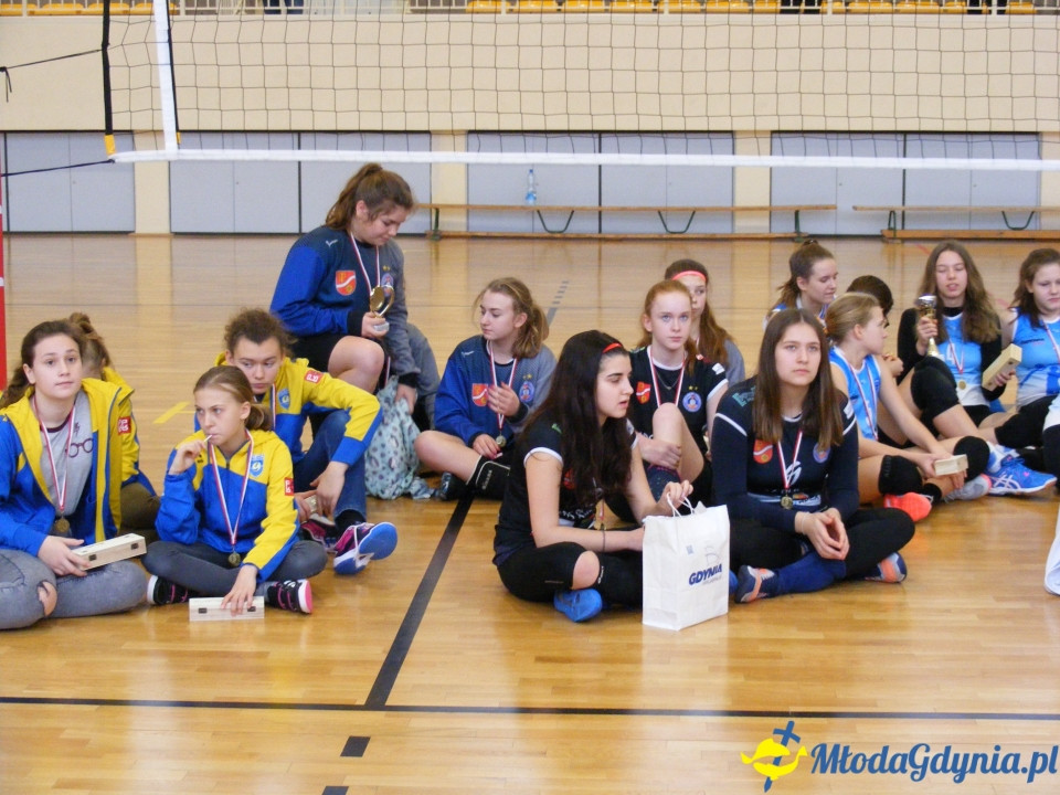 Ogólnopolskie Mistrzostwa Gdyni w Piłce Siatkowej Młodziczek 29.12.2019