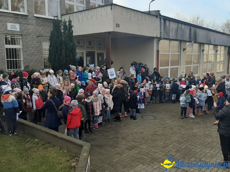 SP 51 - protest przed szkołą 09.01.2020