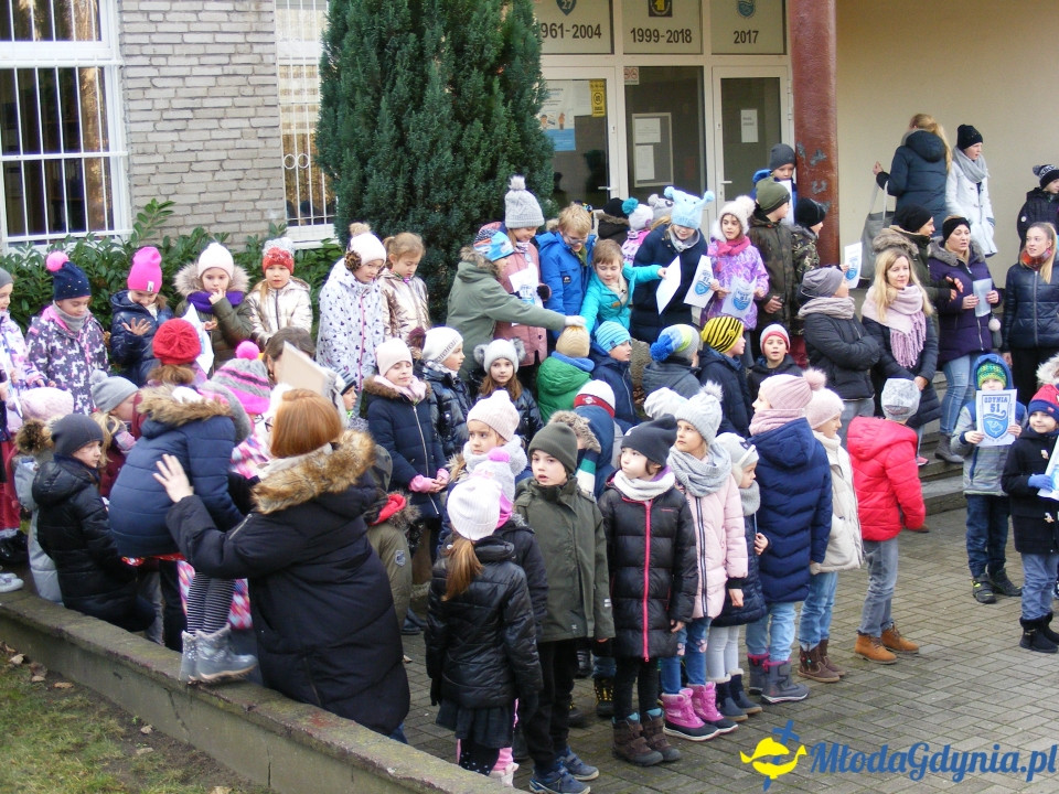 SP 51 - protest przed szkołą 09.01.2020