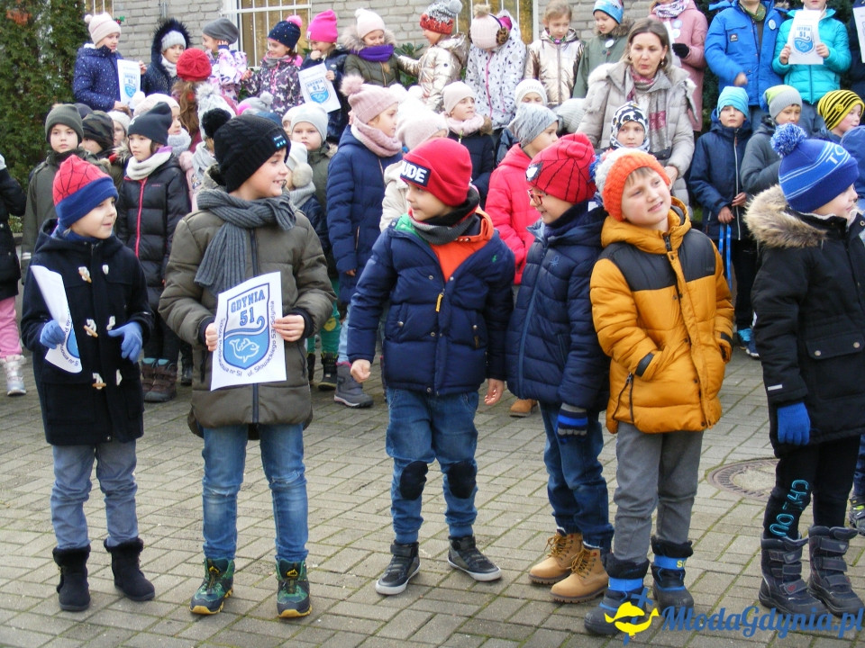 SP 51 - protest przed szkołą 09.01.2020