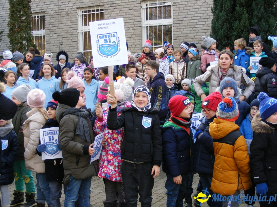 SP 51 - protest przed szkołą 09.01.2020