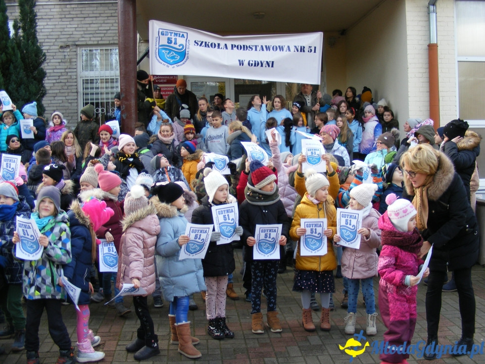 SP 51 - protest przed szkołą 09.01.2020