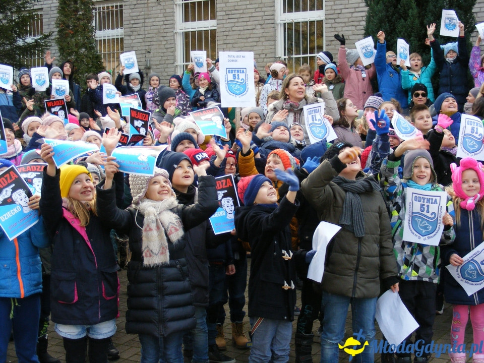 SP 51 - protest przed szkołą 09.01.2020