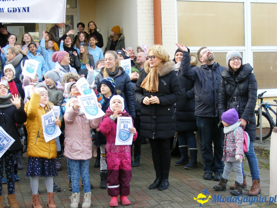 SP 51 - protest przed szkołą 09.01.2020