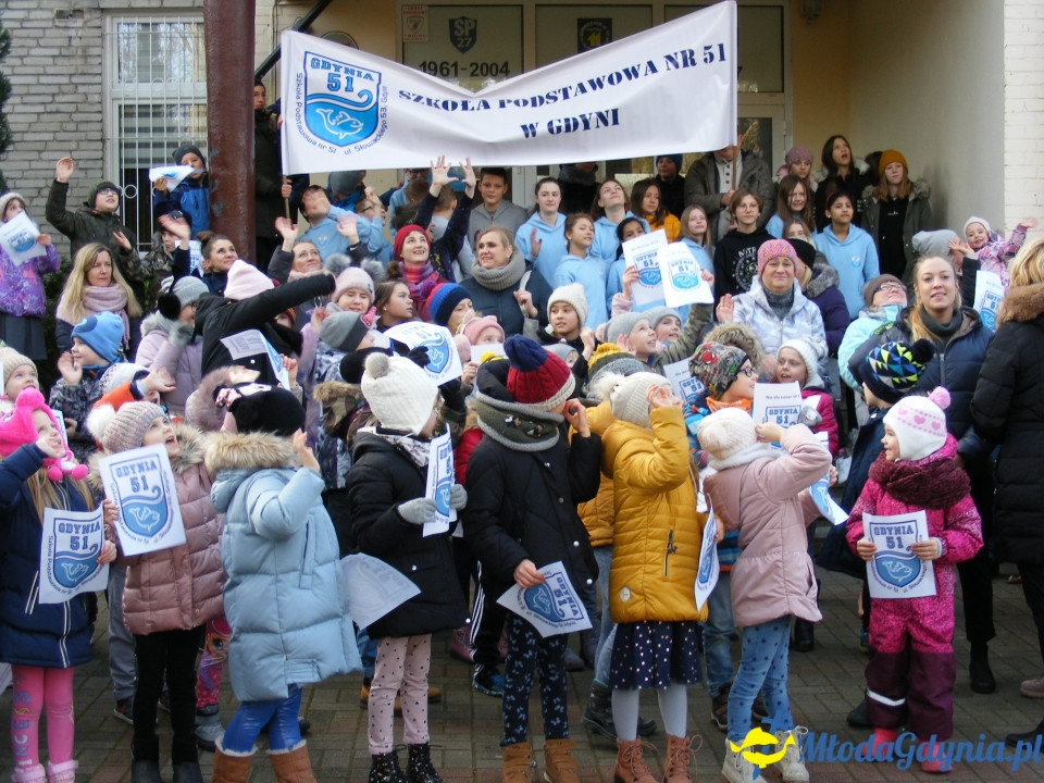 SP 51 - protest przed szkołą 09.01.2020