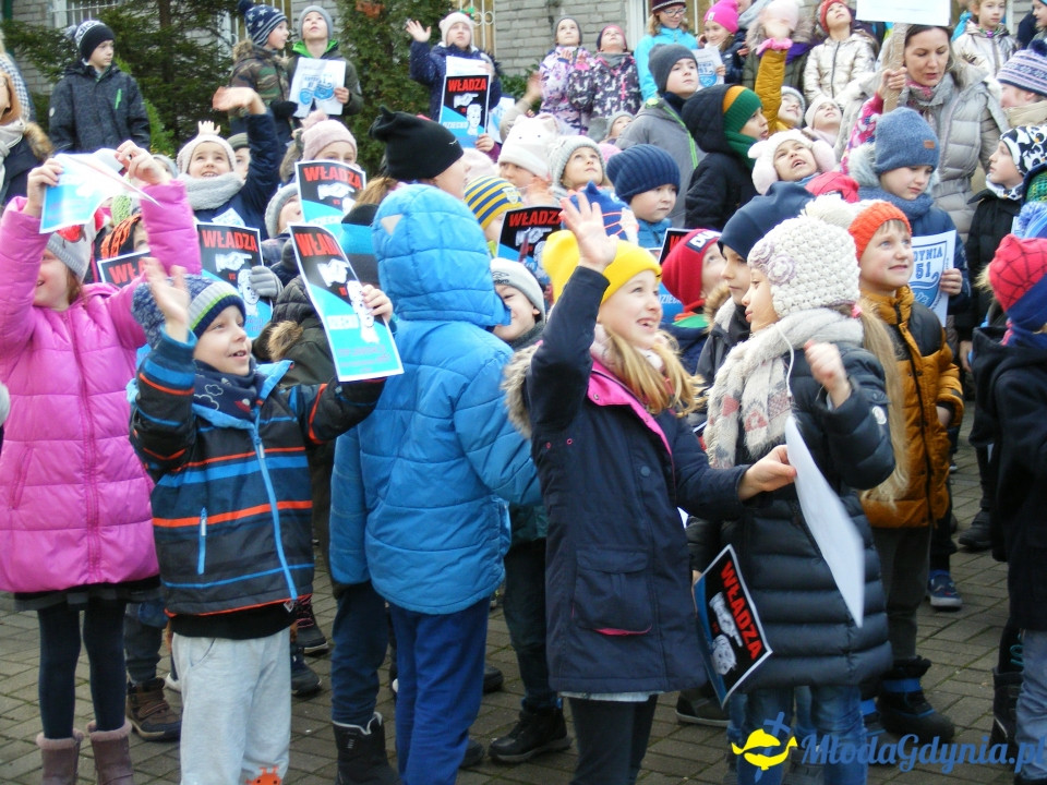 SP 51 - protest przed szkołą 09.01.2020