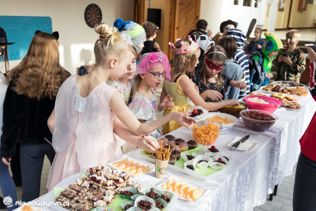 SP 51 - Bal karnawałowy klas 0-III 2020 -