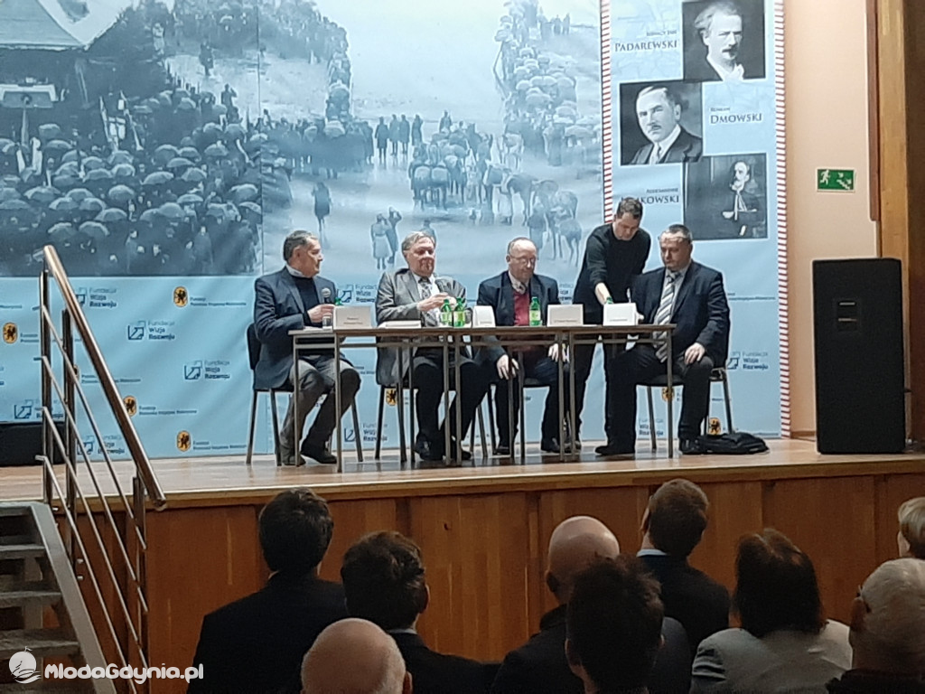 Zaślubiny Polski z morzem. Traktat Wersalski
