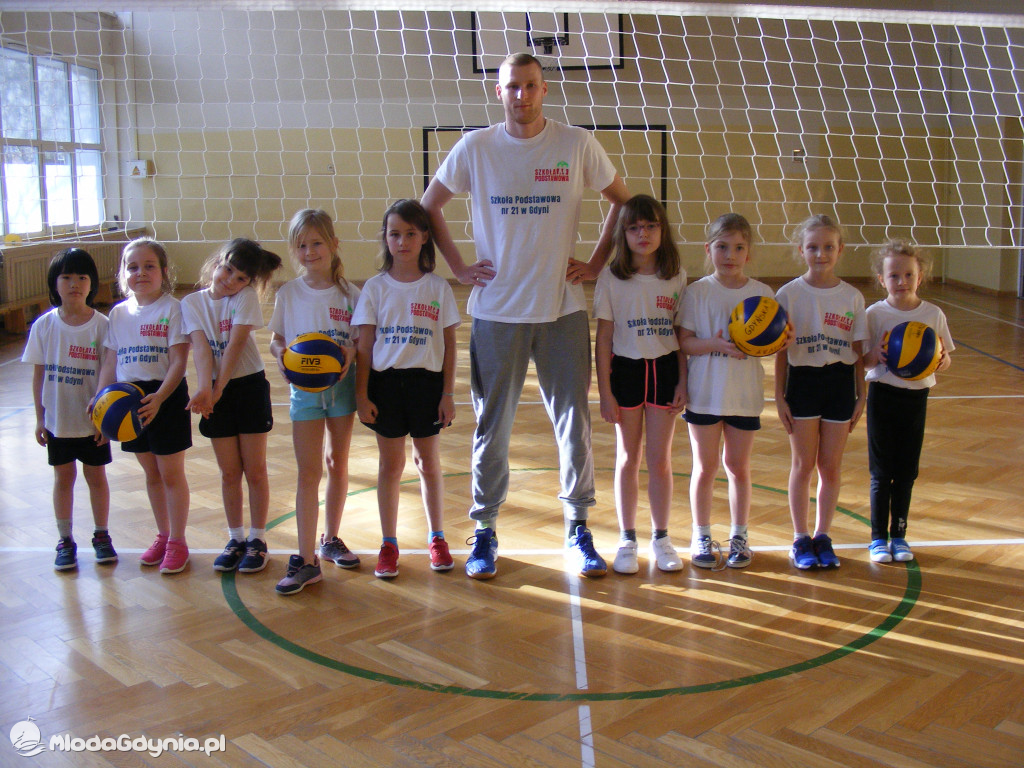 SP 21 - siatkarska klasa sportowa