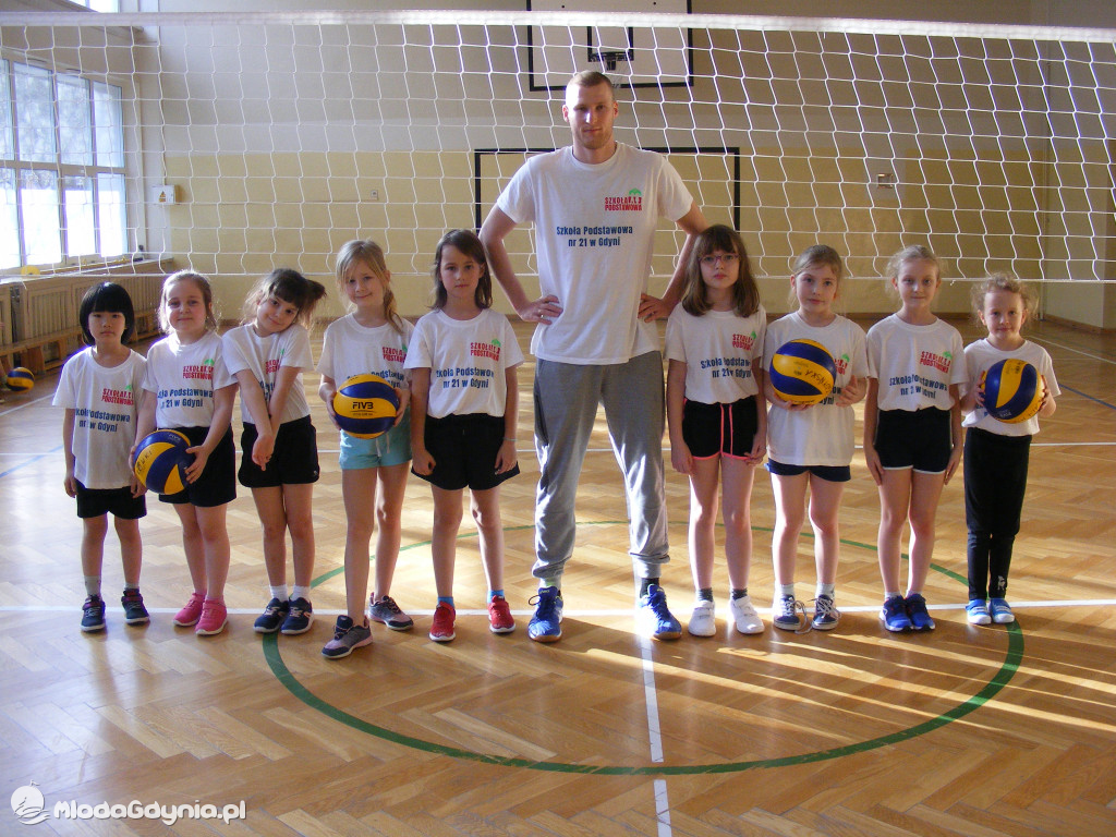 SP 21 - siatkarska klasa sportowa