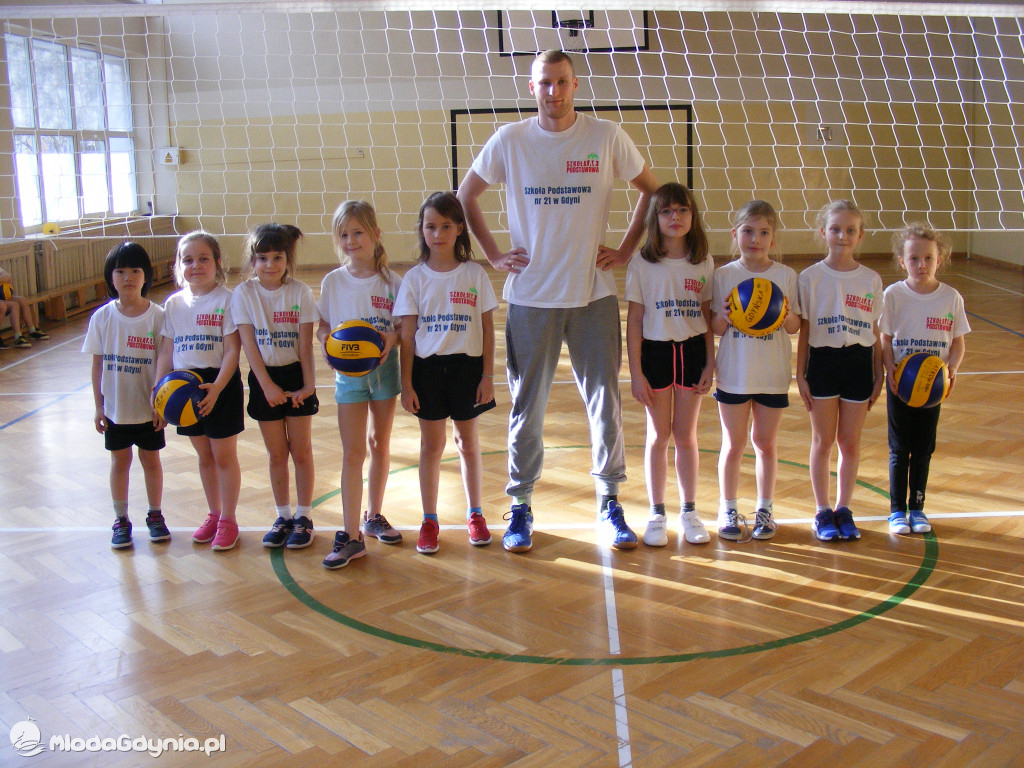 SP 21 - siatkarska klasa sportowa