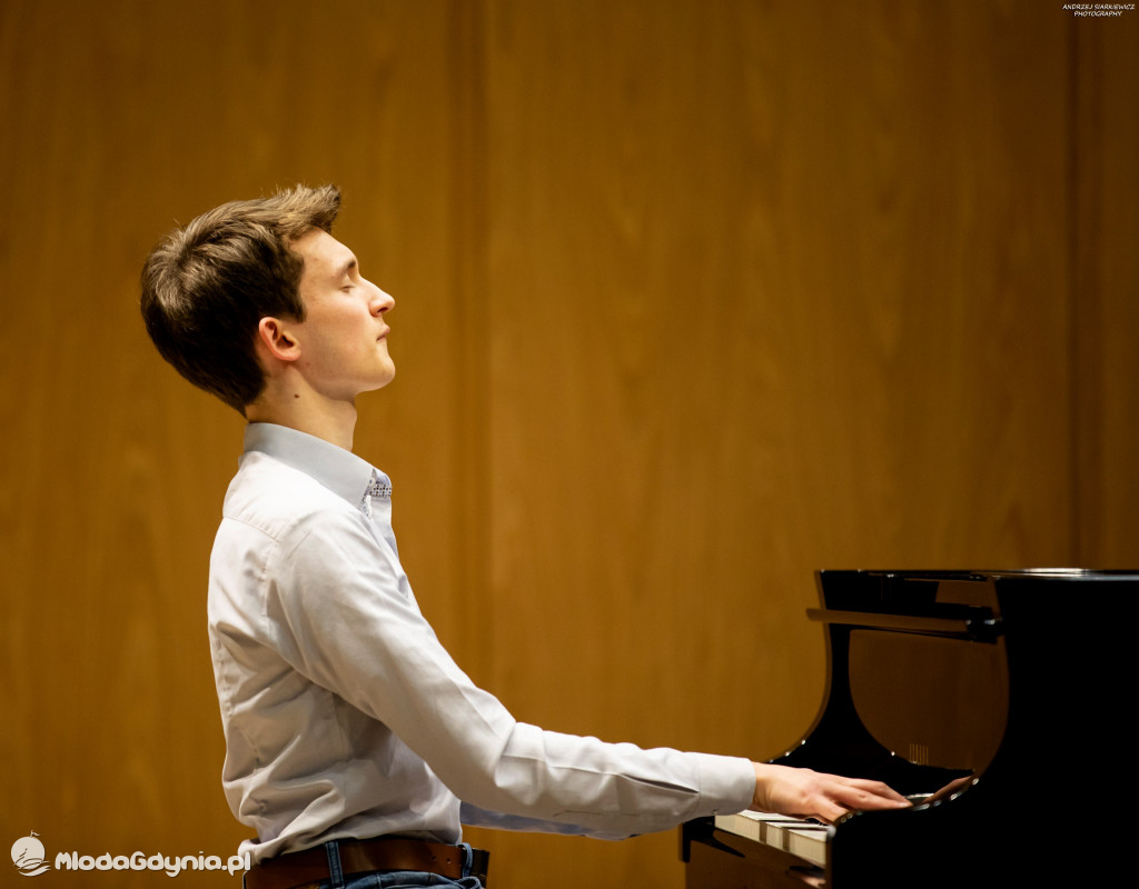 Koncert uczniów klas fortepianu I i II stopnia