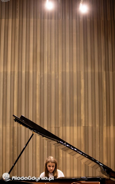 Koncert uczniów klas fortepianu I i II stopnia