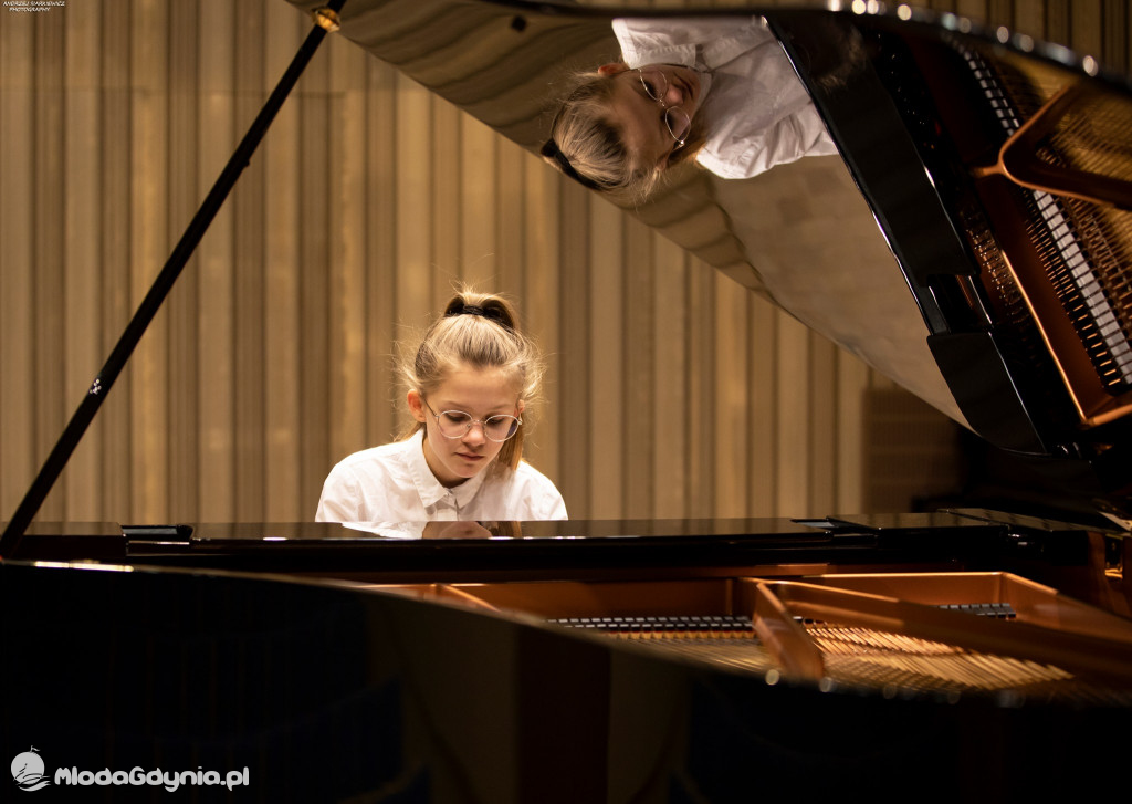 Koncert uczniów klas fortepianu I i II stopnia