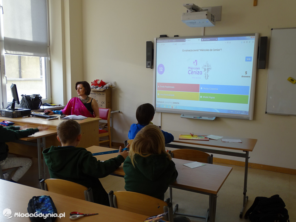 Dzień Hiszpański, czyli hiszpański karnawał u Jezuitów