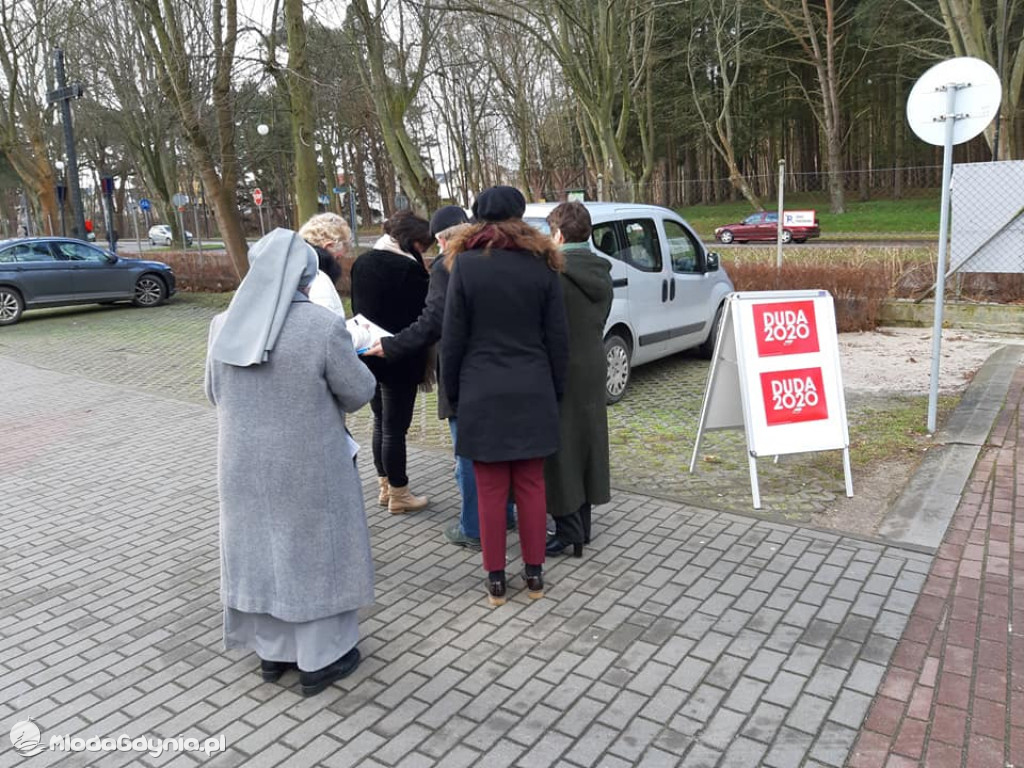 Zbiórka podpisów dla kandydata na Prezydenta RP - Andrzej Duda