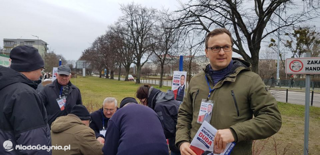 Zbiórka podpisów dla kandydata na Prezydenta RP - Andrzej Duda