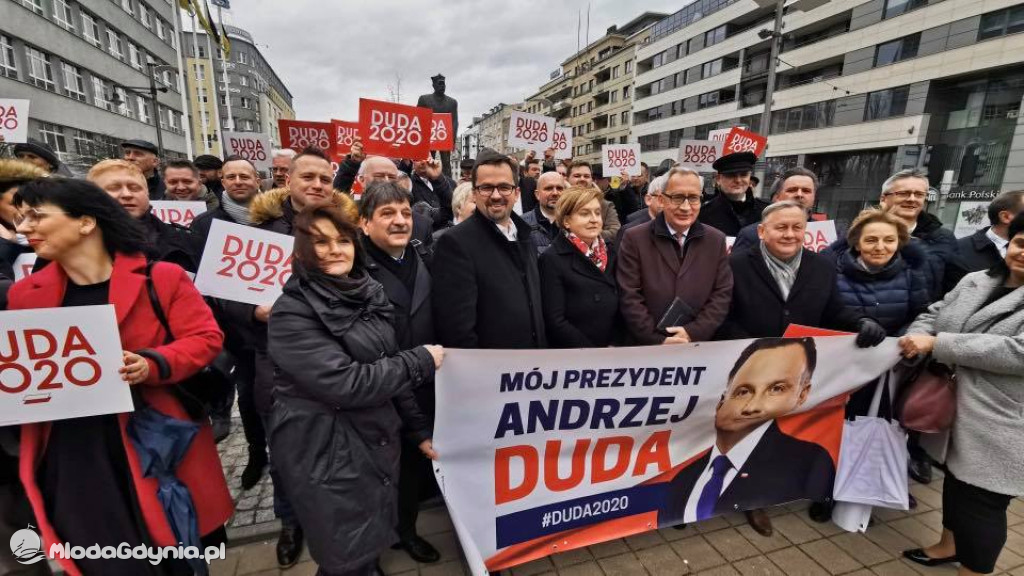 Zbiórka podpisów dla kandydata na Prezydenta RP - Andrzej Duda