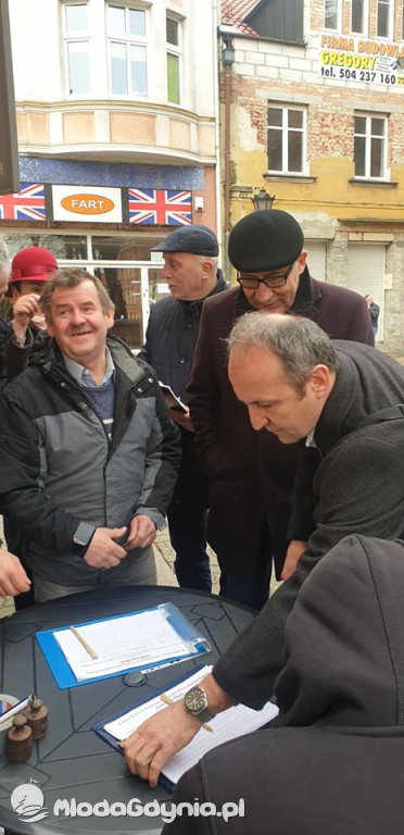 Zbiórka podpisów dla kandydata na Prezydenta RP - Andrzej Duda