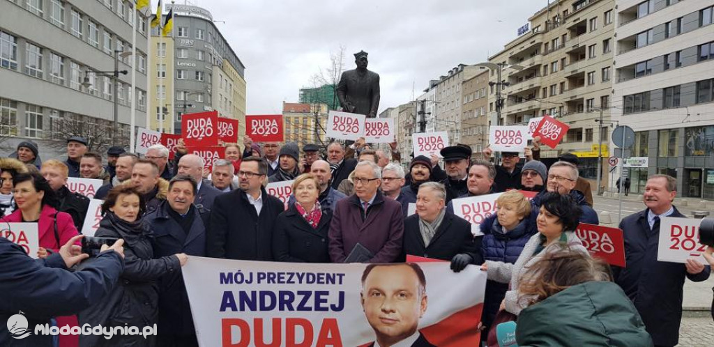 Zbiórka podpisów dla kandydata na Prezydenta RP - Andrzej Duda