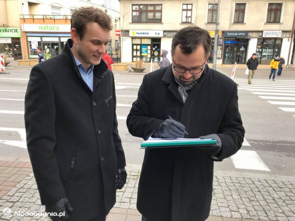 Zbiórka podpisów dla kandydata na Prezydenta RP - Andrzej Duda