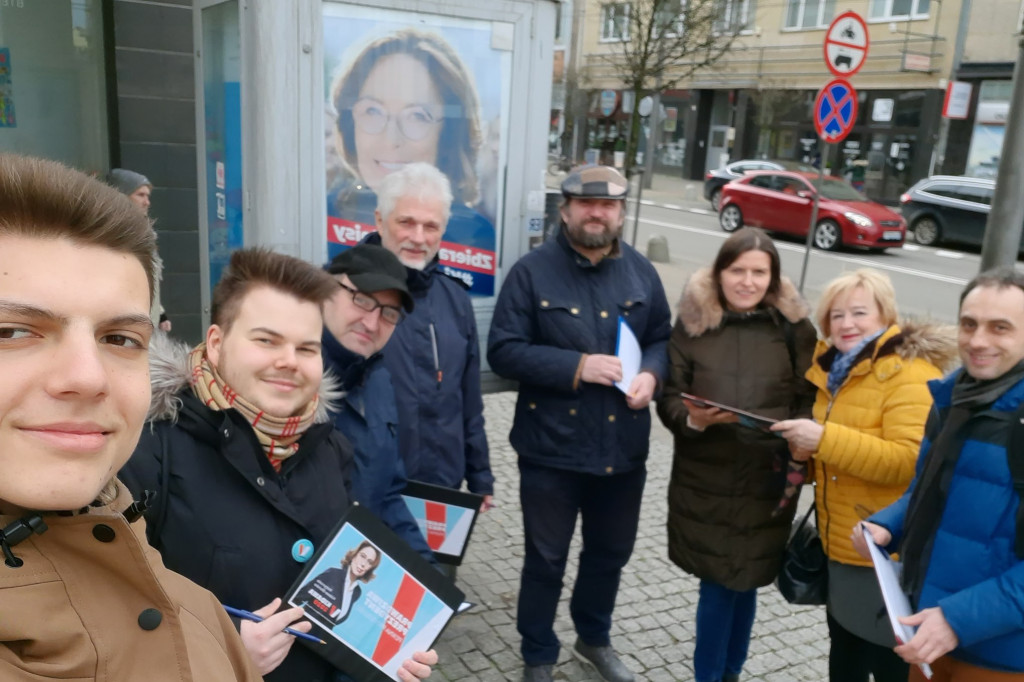 Zbiórka podpisów dla kandydata na Prezydenta RP - Małgorzata Kidawa-Błońska