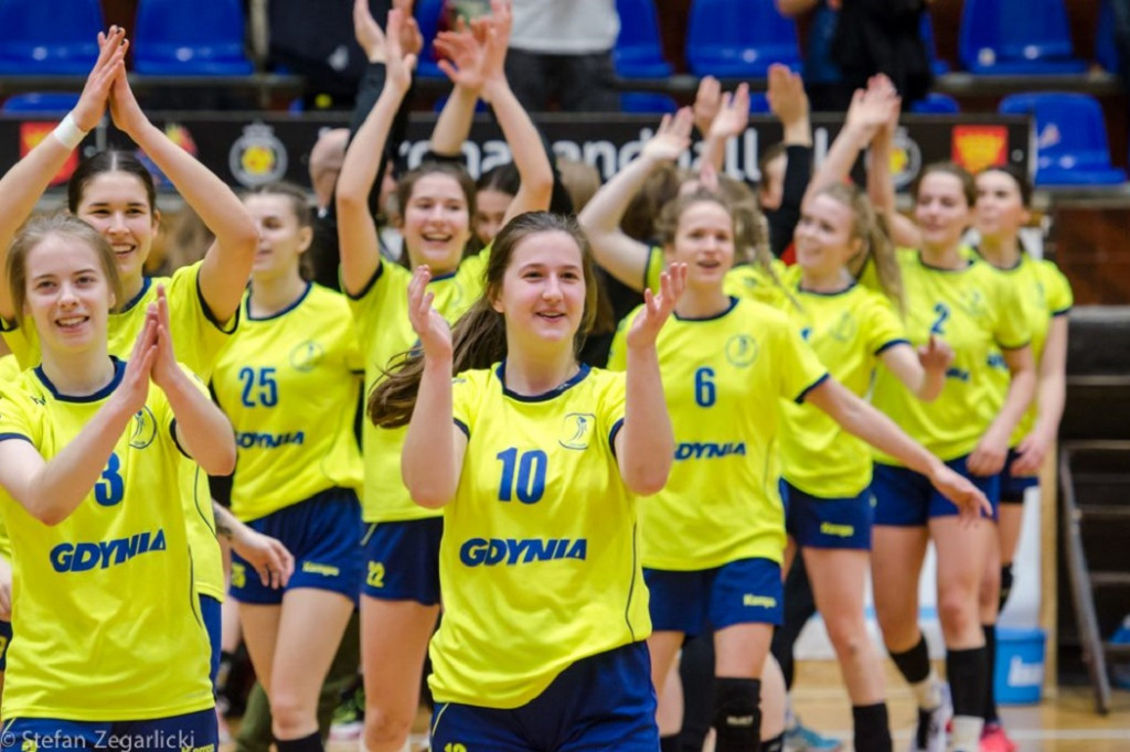 1/4 Mistrzostw Polski Juniorek w Kielcach