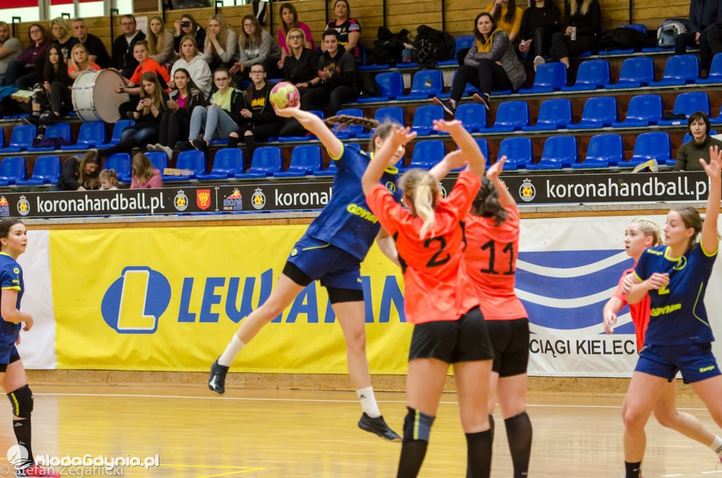 1/4 Mistrzostw Polski Juniorek w Kielcach