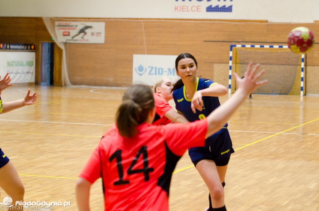 1/4 Mistrzostw Polski Juniorek w Kielcach