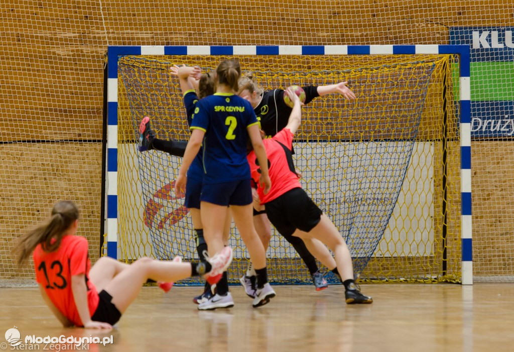 1/4 Mistrzostw Polski Juniorek w Kielcach