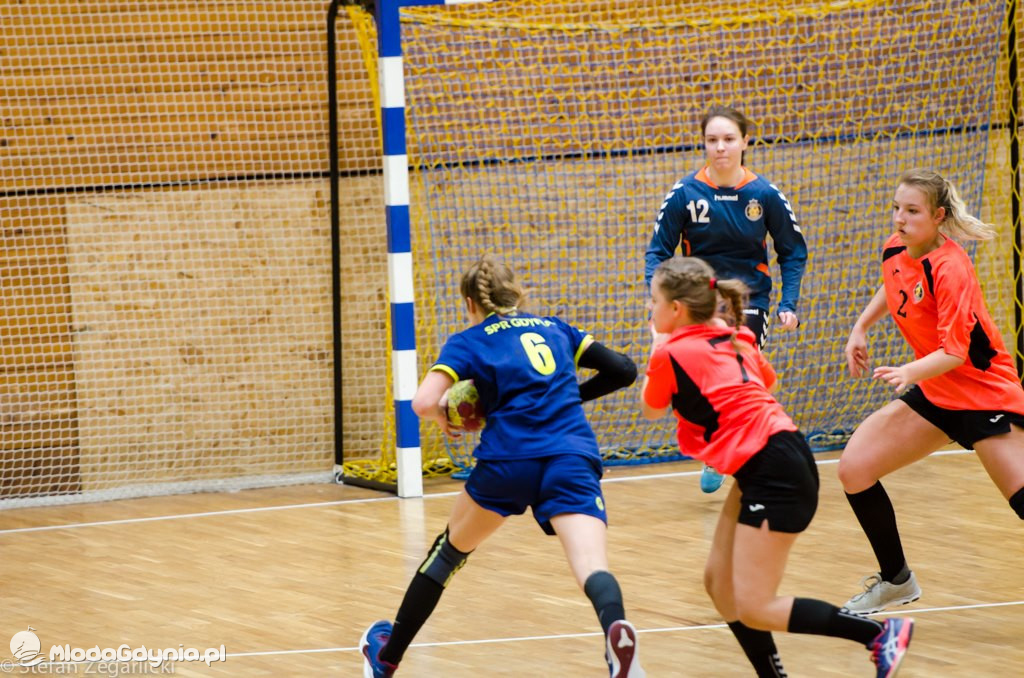 1/4 Mistrzostw Polski Juniorek w Kielcach