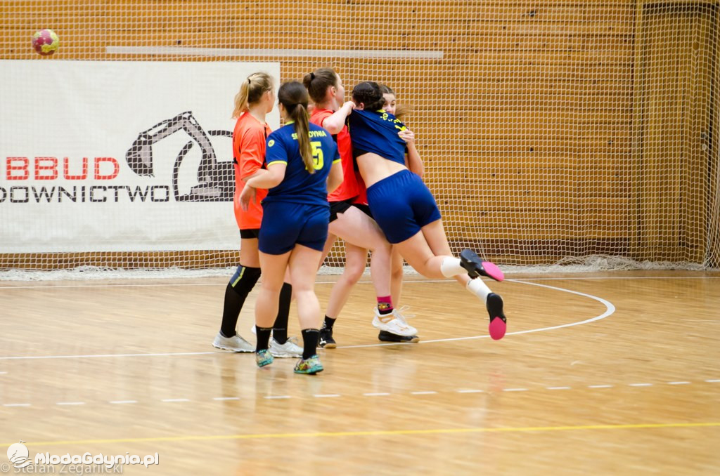 1/4 Mistrzostw Polski Juniorek w Kielcach