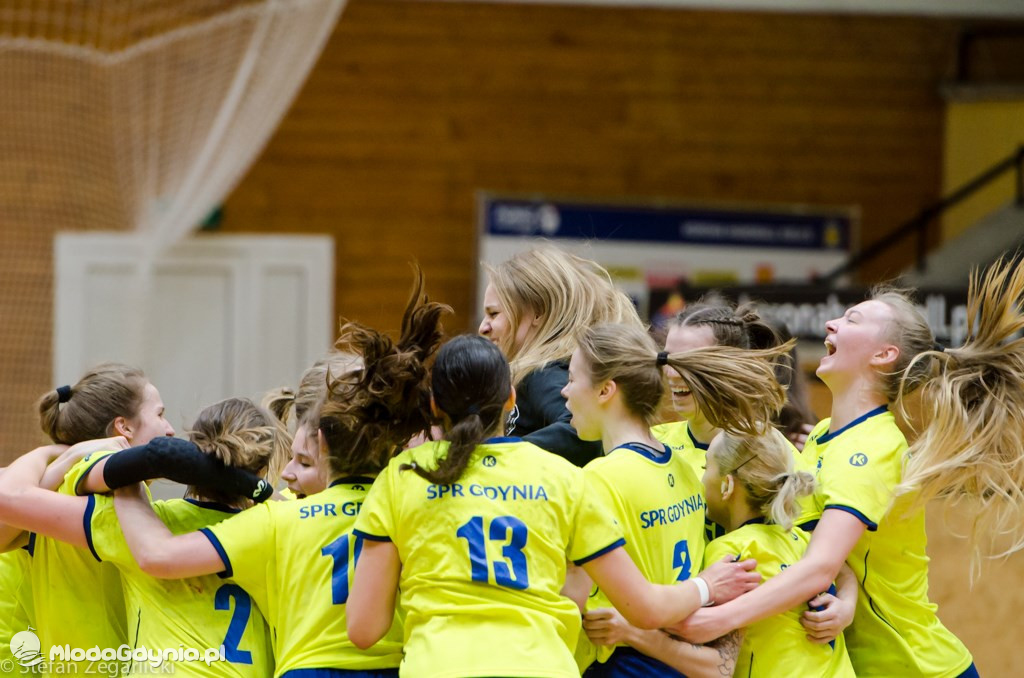 1/4 Mistrzostw Polski Juniorek w Kielcach