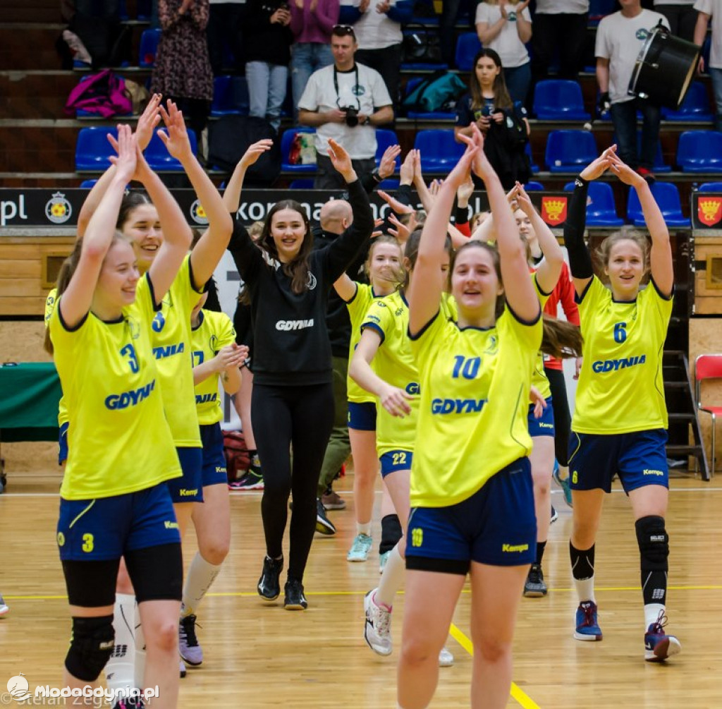 1/4 Mistrzostw Polski Juniorek w Kielcach