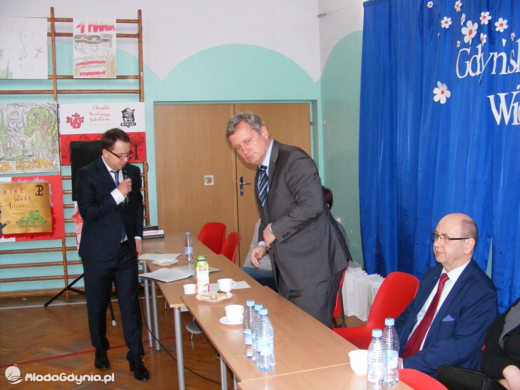 III edycja Międzyszkolnego Konkursu Wiedzy o Żołnierzach Niezłomnych w SP 13