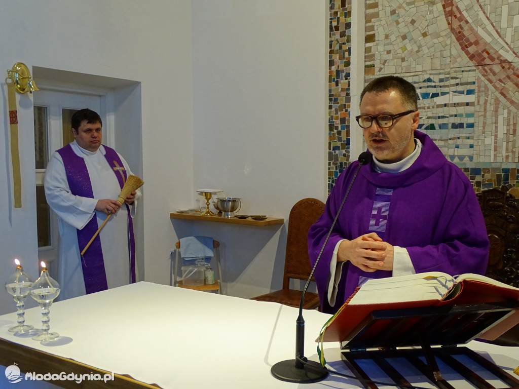 Środa Popielcowa w Zespole Szkół Jezuitów