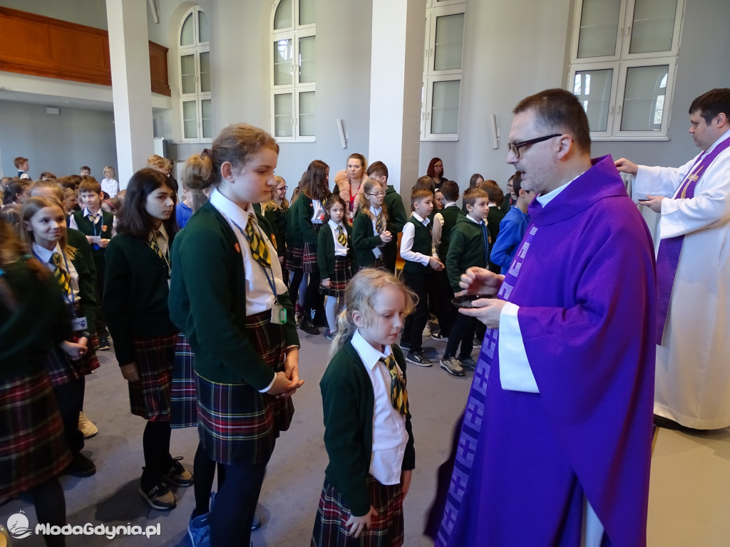 Środa Popielcowa w Zespole Szkół Jezuitów