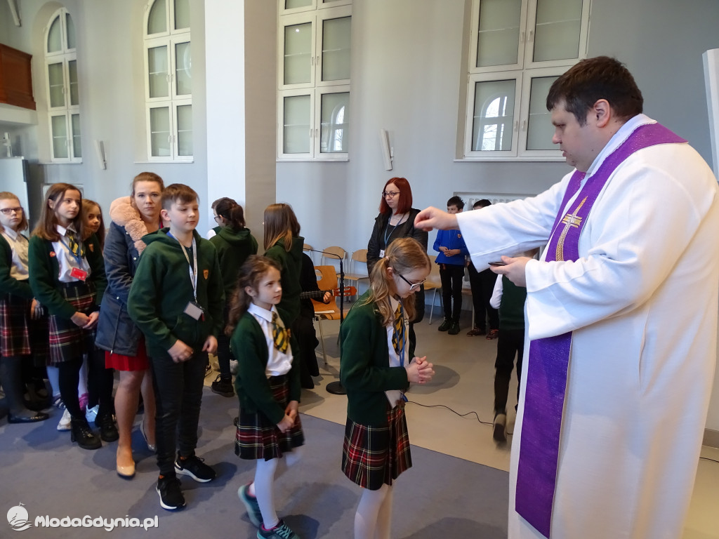 Środa Popielcowa w Zespole Szkół Jezuitów