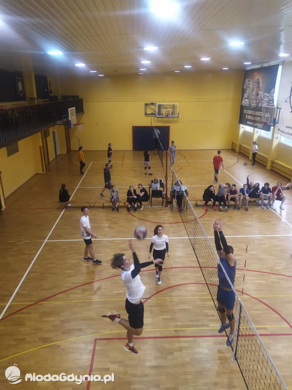 XIV LO - Mistrzostwa Szkoły w Siatkówce