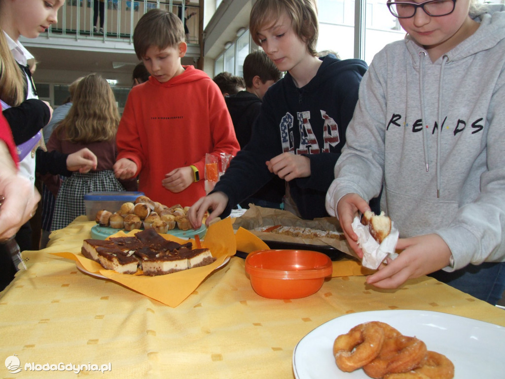 SP 21 - DZIEŃ WYPIEKÓW DOMOWYCH