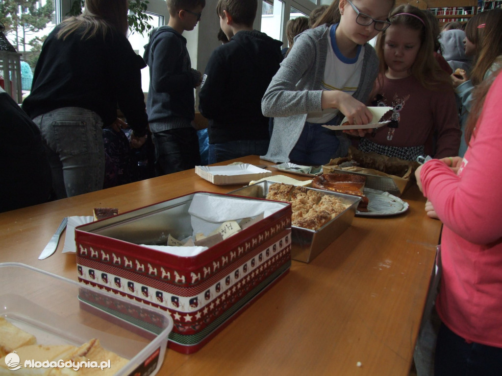 SP 21 - DZIEŃ WYPIEKÓW DOMOWYCH