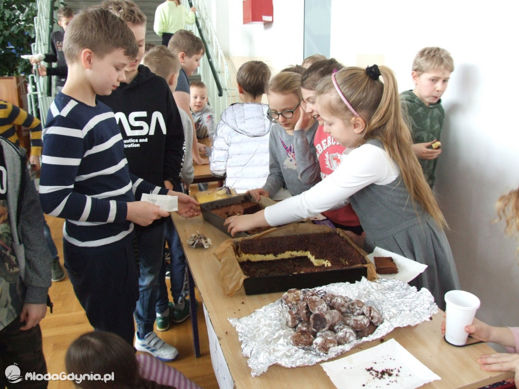 SP 21 - DZIEŃ WYPIEKÓW DOMOWYCH