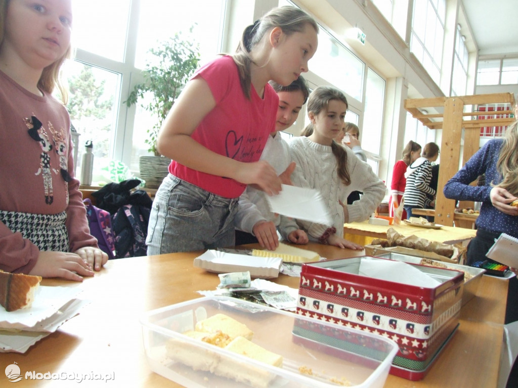 SP 21 - DZIEŃ WYPIEKÓW DOMOWYCH