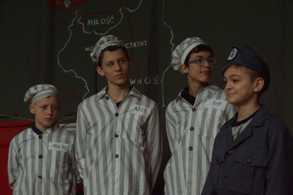 SP 21 - ŻYWE LEKCJE HISTORII